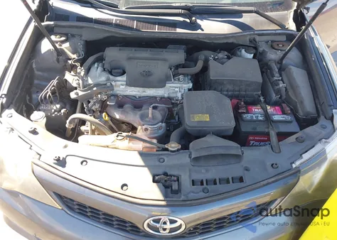 2012 Toyota Camry Se z USA, uszkodzony, nr VIN 4T1BF1FK1CU098700